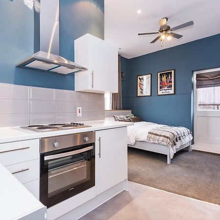 Summerfield Pub & Boutique Rooms Лондон Екстериор снимка
