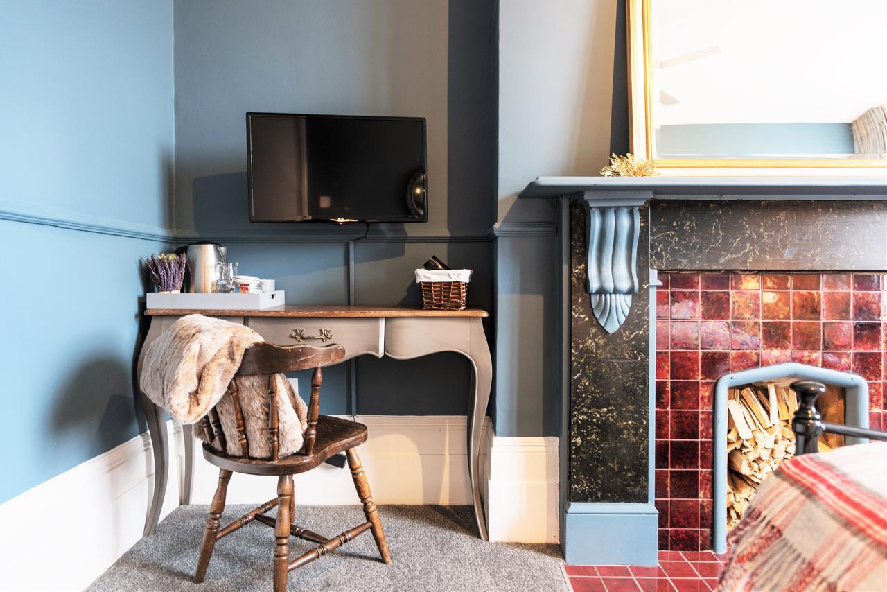 Summerfield Pub & Boutique Rooms Лондон Екстериор снимка