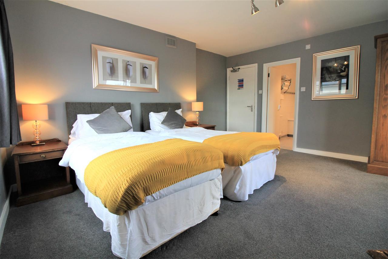Summerfield Pub & Boutique Rooms Лондон Екстериор снимка