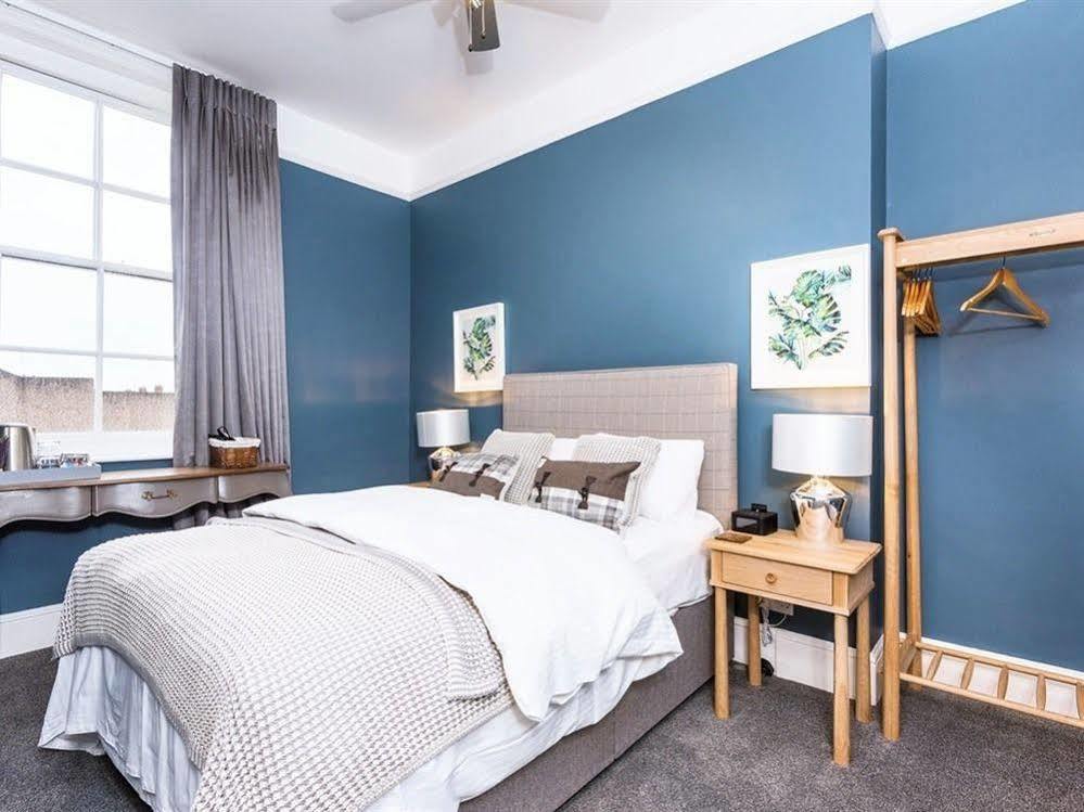 Summerfield Pub & Boutique Rooms Лондон Екстериор снимка