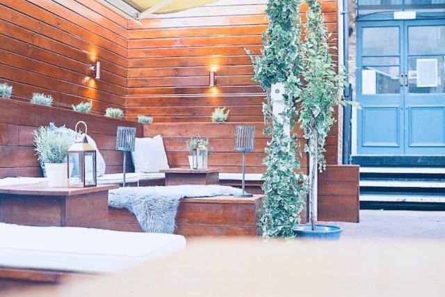 Summerfield Pub & Boutique Rooms Лондон Екстериор снимка