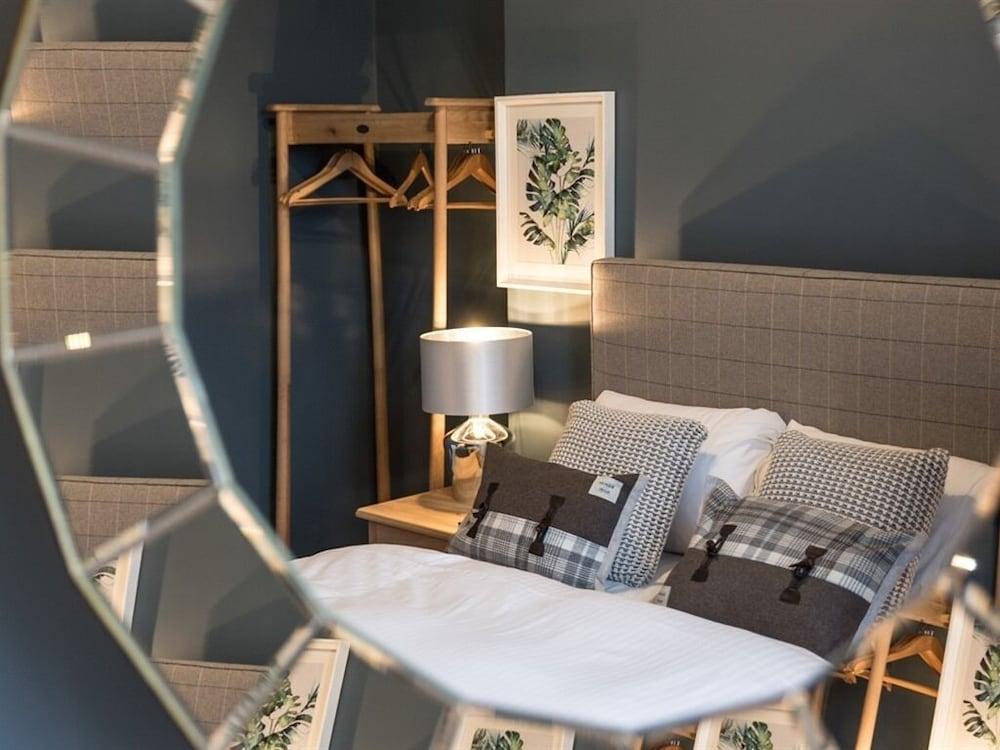 Summerfield Pub & Boutique Rooms Лондон Екстериор снимка